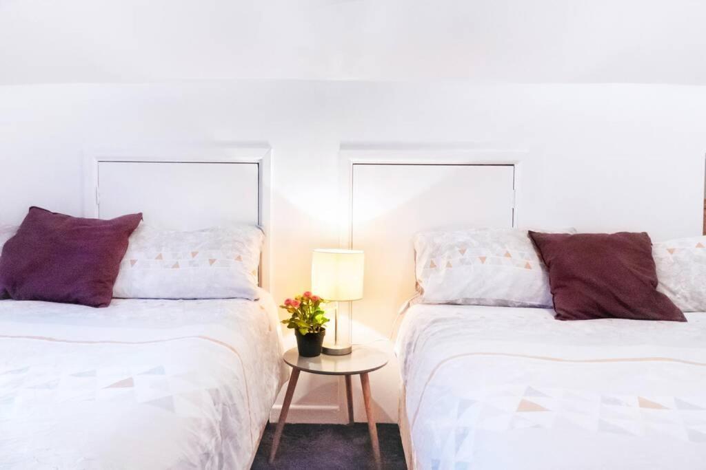 Apartment Up To 9 Close To Centre, Big Tv And Wifi Cardiff Exteriör bild